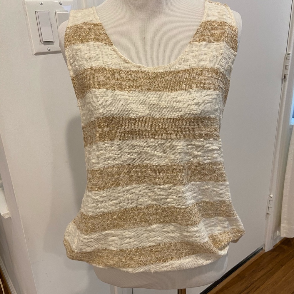 Subi vintage gold and white tank!